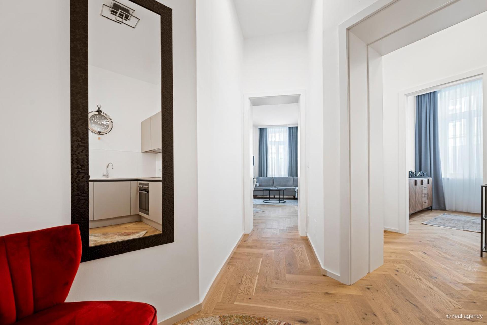 Easy Flat Hernals Vienna Luaran gambar