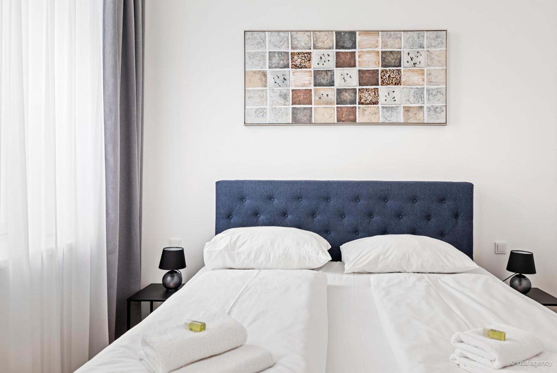 Easy Flat Hernals Vienna Luaran gambar