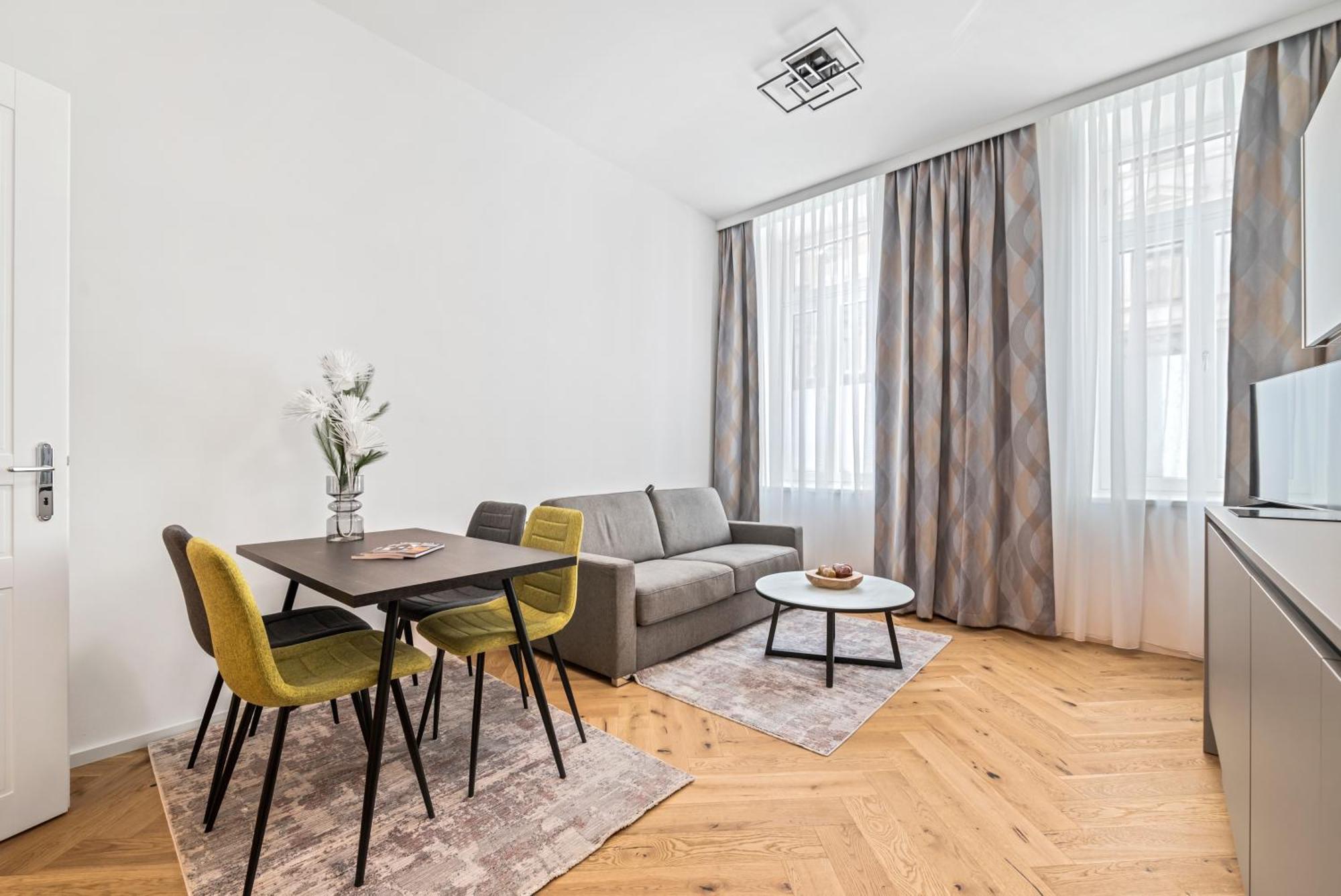 Easy Flat Hernals Vienna Luaran gambar